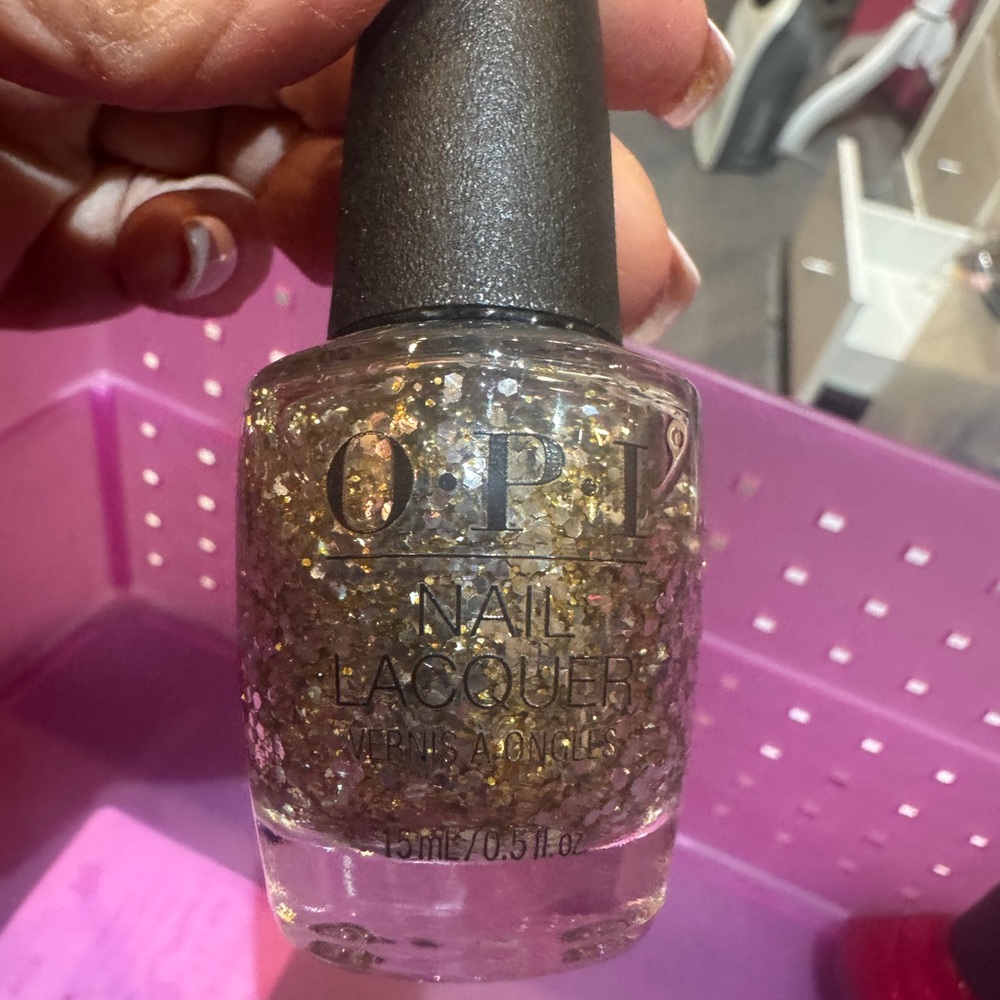 OPI Pop the‎ Baubles Gold Nail Polish